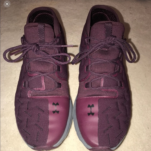 under armour charged reactor running shoes